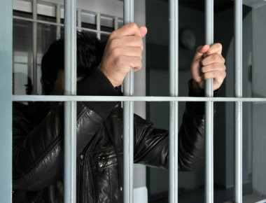 Ν.Αλικαρνασσός: 23χρονος από το Μπανγκλαντες επέστρεψε στις φυλακές με... χασίς στο παπούτσι του
